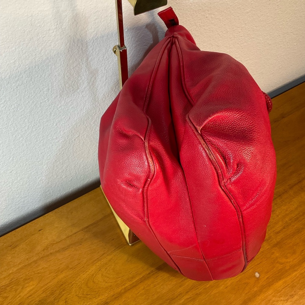 Salvatore Ferragamo Red Leather Shoulder Bag COA - Picture 7 of 16